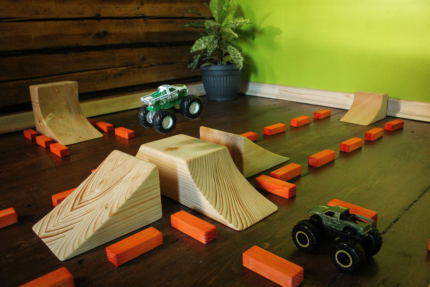 Hot Wheels Monster Jam, Wooden Monster Truck Racing Track, Jumps For Hot Wheels Truck, Christmas Gift For Kids 2021, Monster Jam Toys