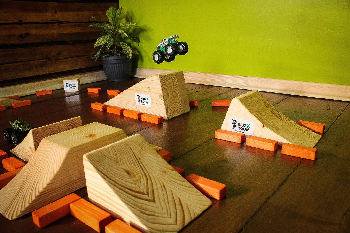 Hot Wheels Monster Jam, Wooden Monster Truck Racing Track, Jumps For Hot Wheels Truck, Christmas Gift For Kids 2022, Monster Jam Toys
