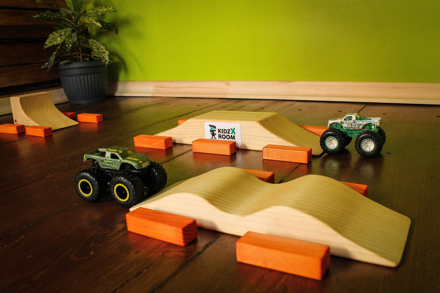 Hot Wheels Monster Truck Racing Track, Wooden Monster Truck Racing Track, Best Gift For Kids 2022, Christmas Gift For Kid